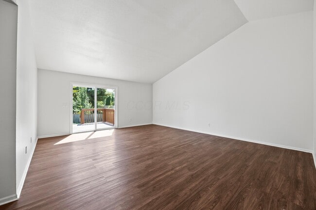 Building Photo - 6948 Kinston Dr