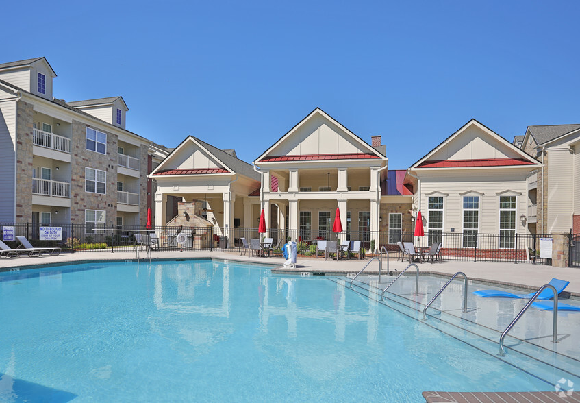 Revere at Tega Cay - Tega Cay, SC | Apartment Finder