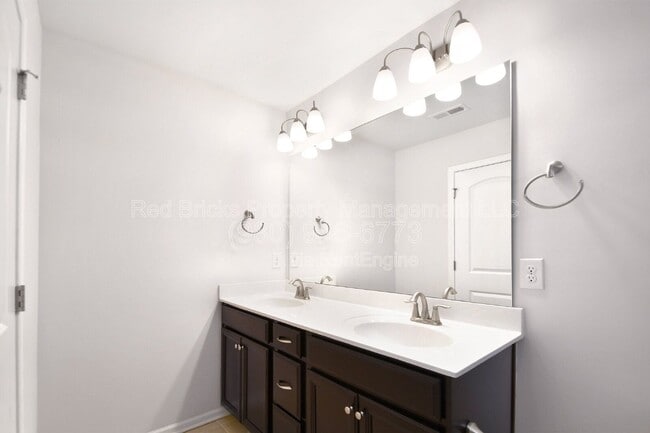 Building Photo - 1227 Southern Sugar Dr