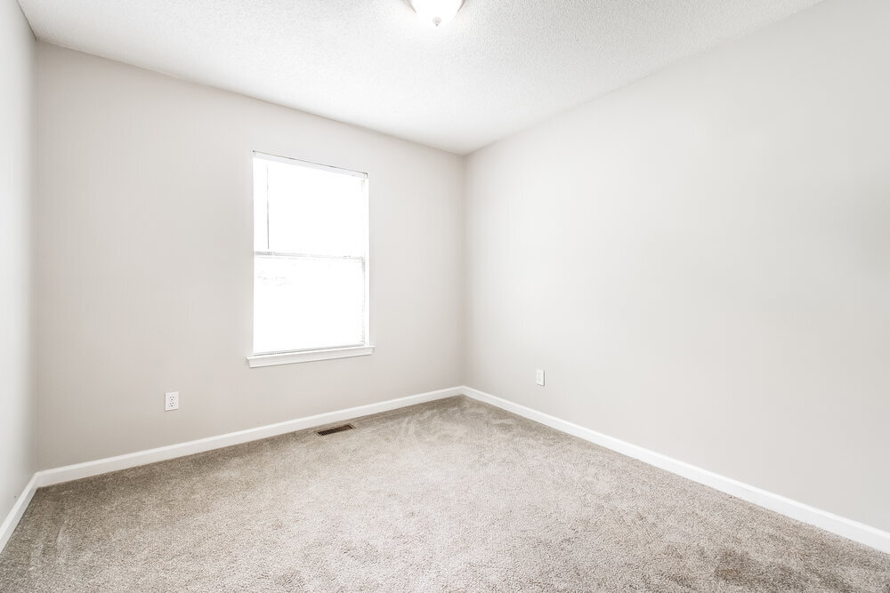 Building Photo - 203 Hickory Ln