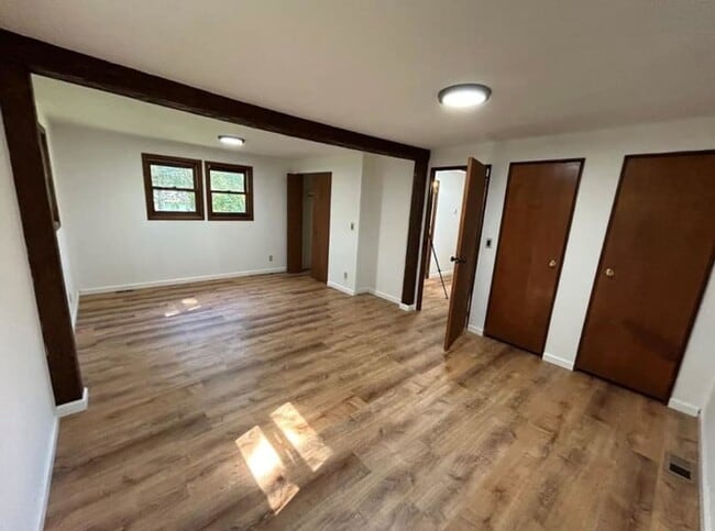 Building Photo - 1501 NY 9G LLC