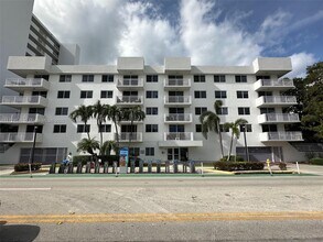 Building Photo - 1666 West Ave