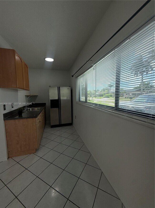 Building Photo - 13101 SW 82nd Terrace