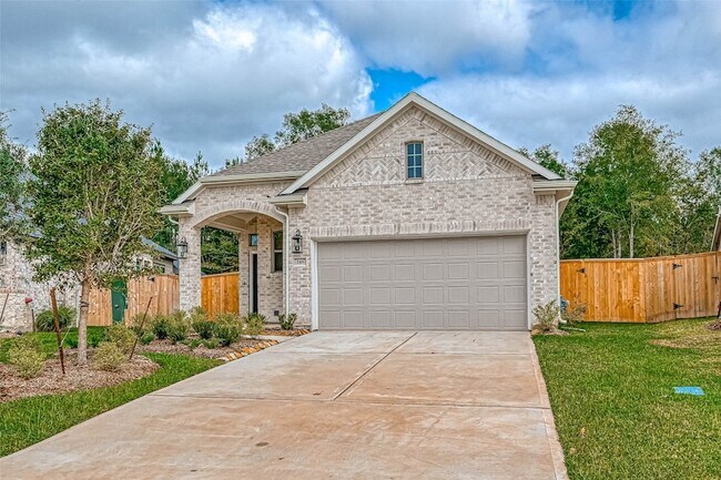 Building Photo - 348 Rise Ln