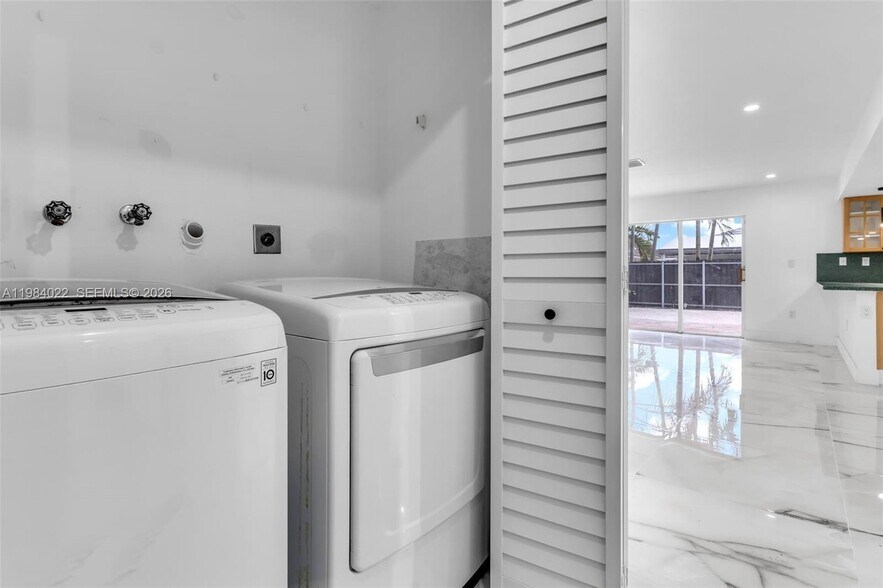 Building Photo - 14848 SW 180th St