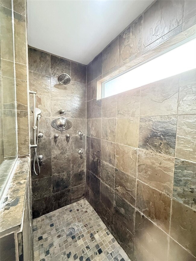 Building Photo - 5545 Pagewood Ln