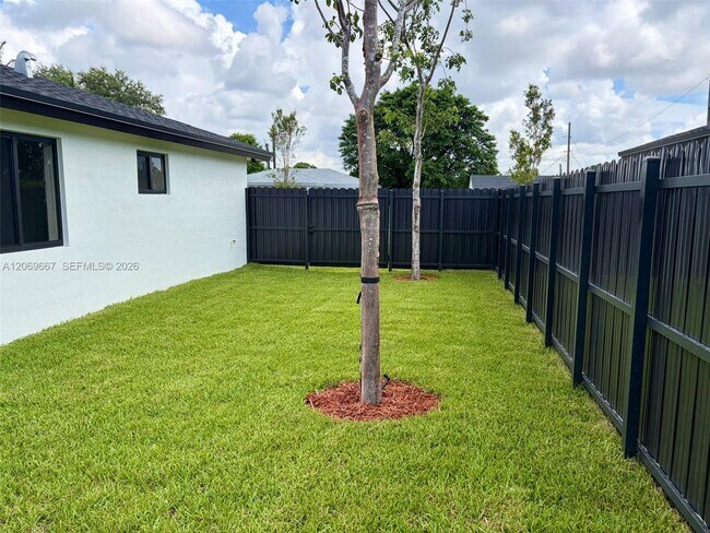 Building Photo - 2420 NW 154th St