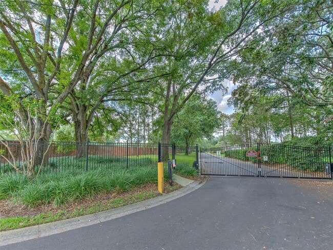 Building Photo - 3105 Mossvale Ln