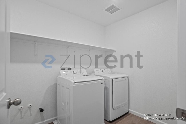 Building Photo - 1086 Carson River Ct