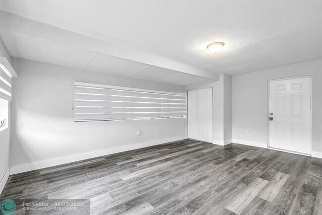 Building Photo - 1351 NW 54th Ave