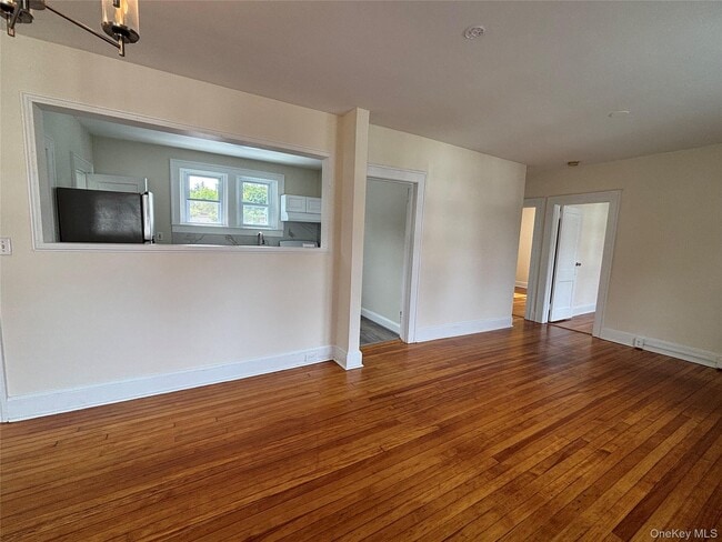 Building Photo - 8 E Carver St