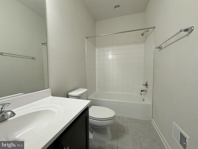 Building Photo - 9067 Fox Stream Way
