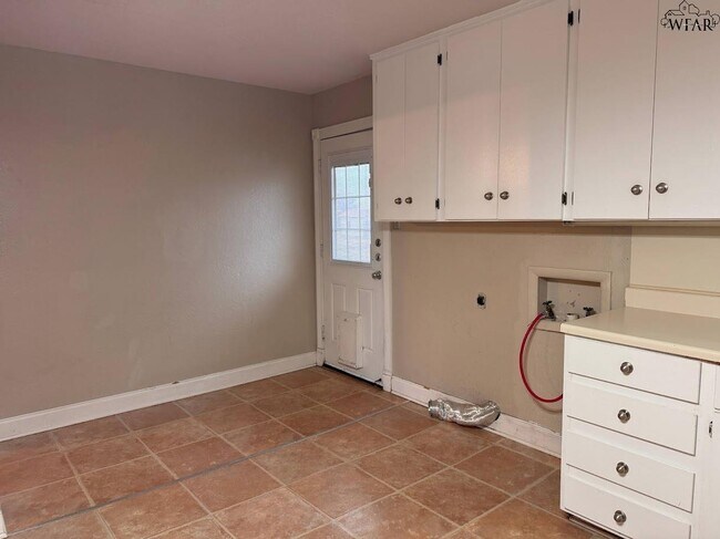 Building Photo - 4715 Coronado Ave