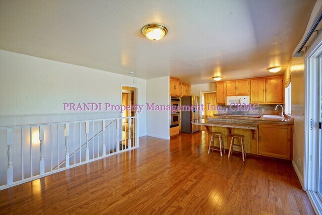Building Photo - Private and Spacious Novato Home with 3 Ca...