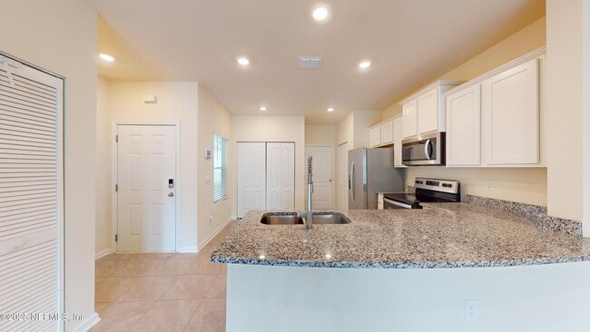 Building Photo - 258 Talulla Trl