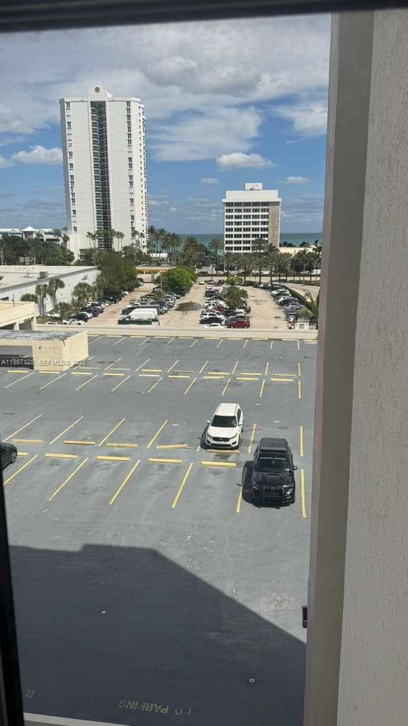 Building Photo - 16909 N Bay Rd