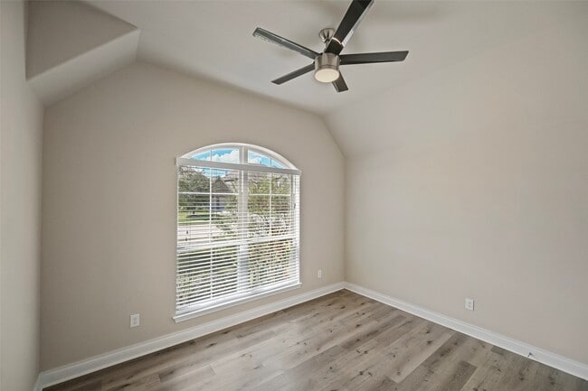 Building Photo - 1346 Mystic River Ln