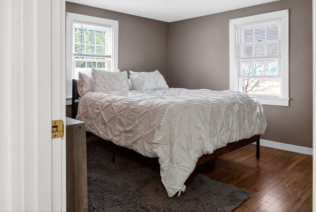 Building Photo - 30 Brookhaven Rd