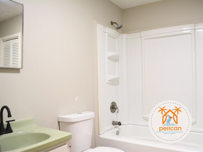 Building Photo - Charming 3-Bedroom Home Just Minutes from ...