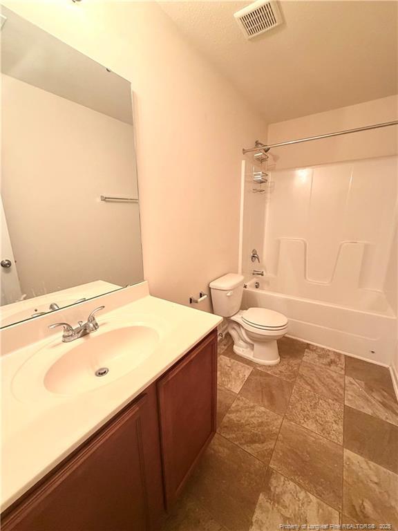 Building Photo - 70 Hallow Oak St