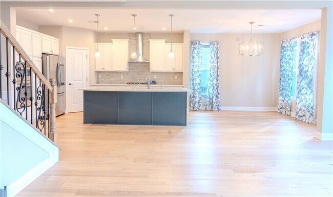 Building Photo - 8040 Scenic Ridge Wy