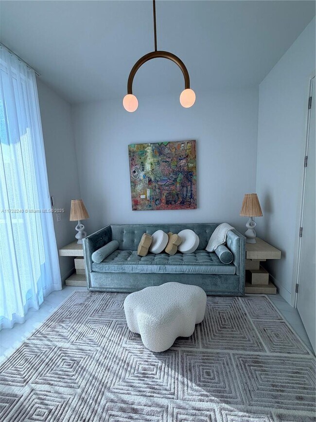 Building Photo - 17550 Collins Ave