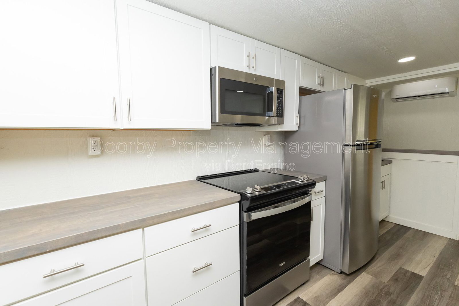 Building Photo - 5640 US-41