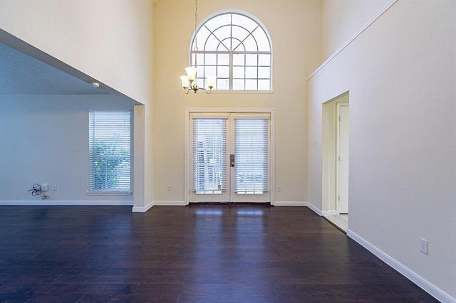 Building Photo - 1408 Belaire Dr
