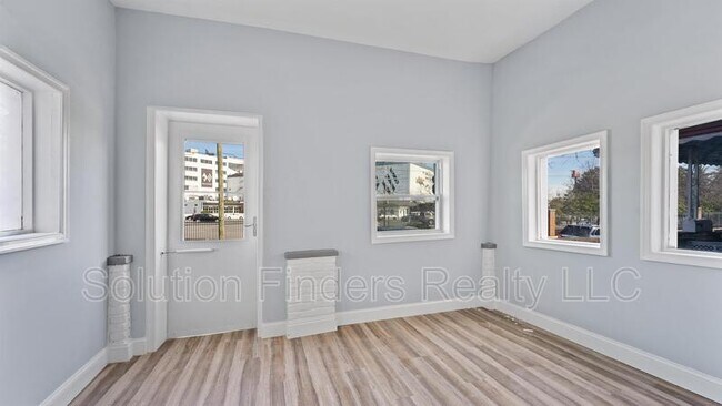 Building Photo - 5310 Winner Ave