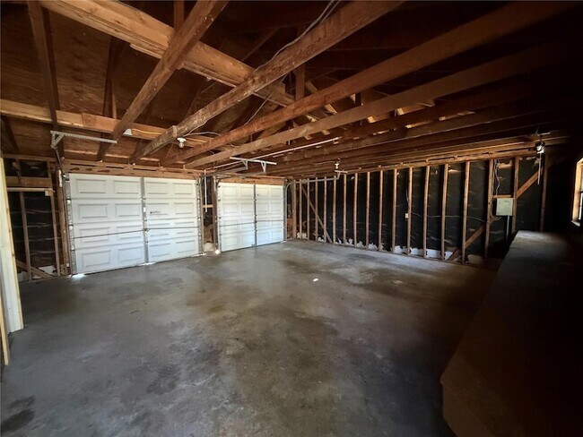 Building Photo - 2626 FM 972