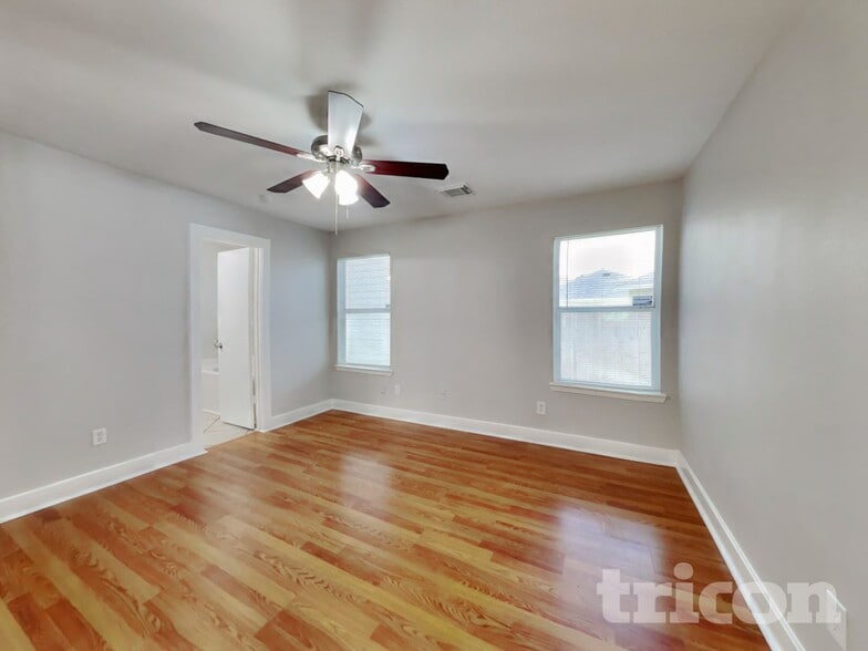 Building Photo - 6346 Hall Pond Ct