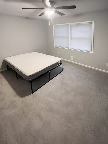 Building Photo - 2660 Burdett Rd