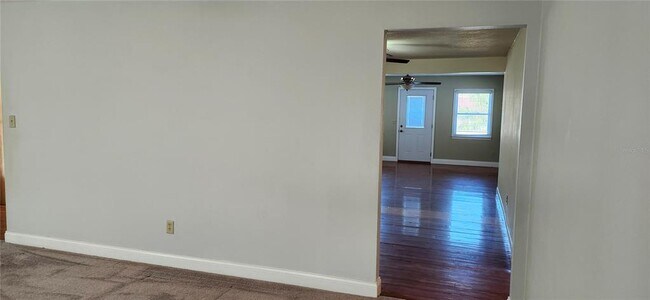 Building Photo - 1708 E Wheeler Rd