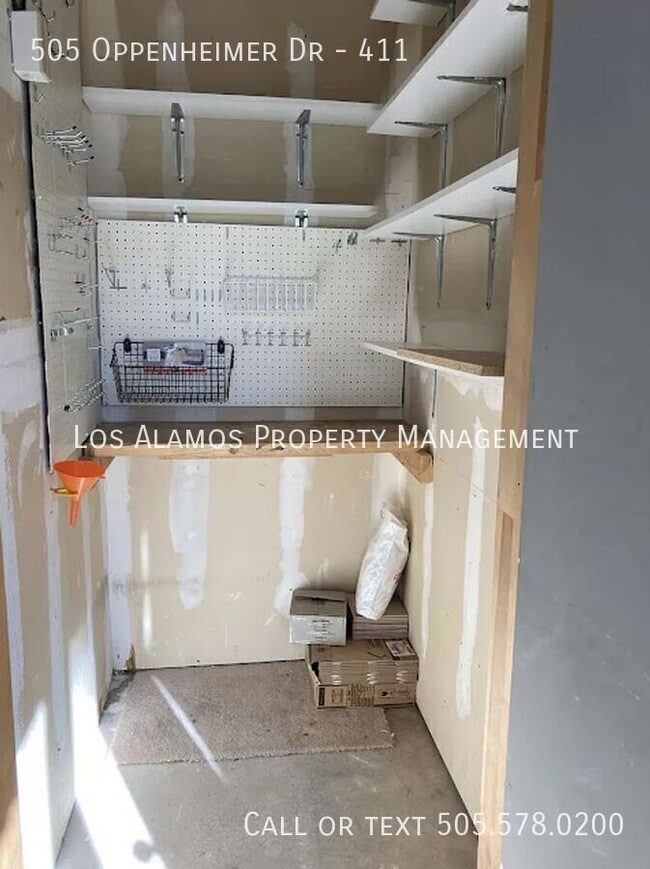 Building Photo - 505 Oppenheimer Dr