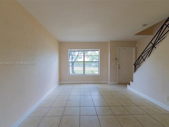 Building Photo - 4648 NW 9th Dr