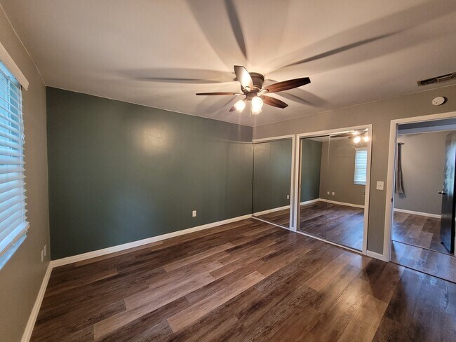 Building Photo - 4872 Lofty Pines Cir W