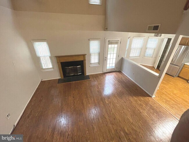 Building Photo - 1503 Liberty Ct