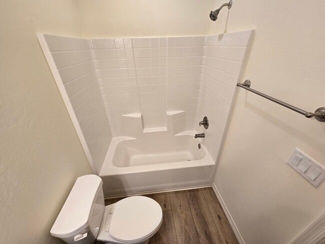 Building Photo - Beautiful, Newly-Built, Townhouse w/A/C & ...