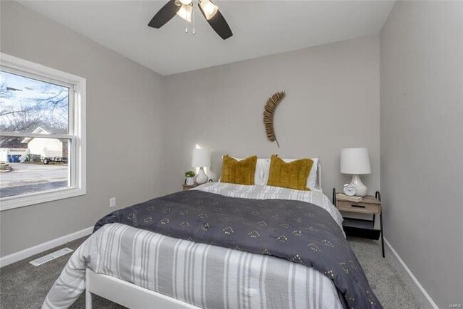 Building Photo - Fantastic 3bd/1.5ba home! Let yourself in!