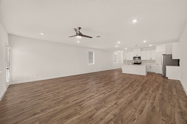 Building Photo - 3527 Lovebird Ln