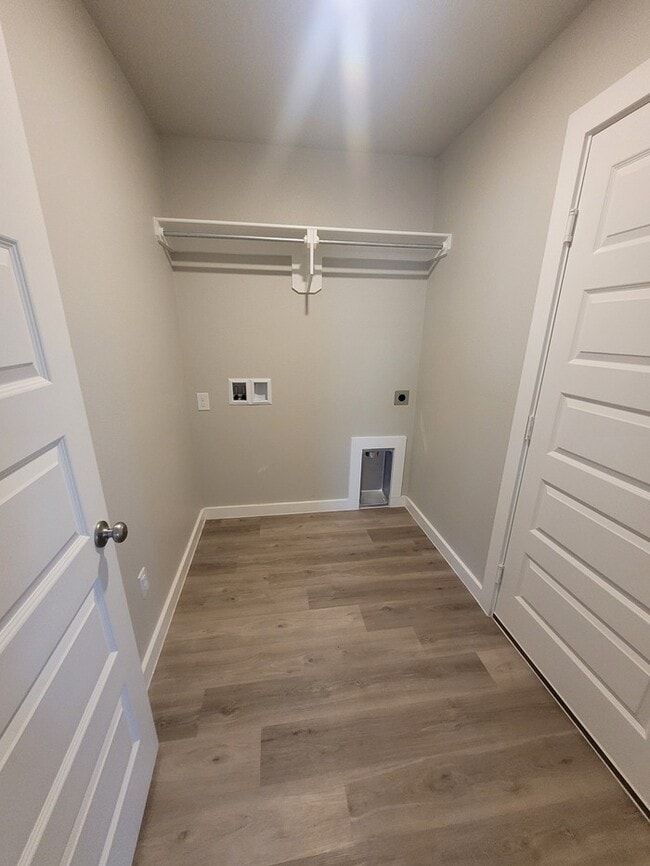 Building Photo - 3 bed 2 bath home in Lone Star Trails subd...