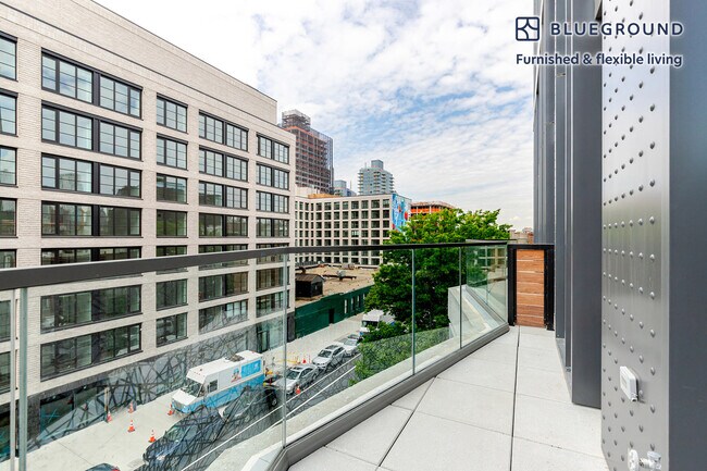 Building Photo - 240 3rd Ave