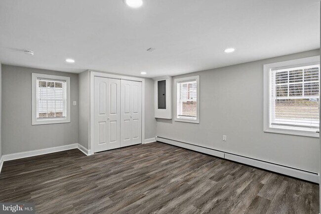 Building Photo - 383 Upper Gulph Rd