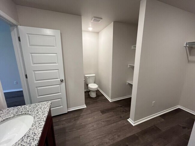 Building Photo - Now Leasing: Spacious 4-Bedroom, 2-Bath Home in Pea Ridge — Secure Your New Home Today!