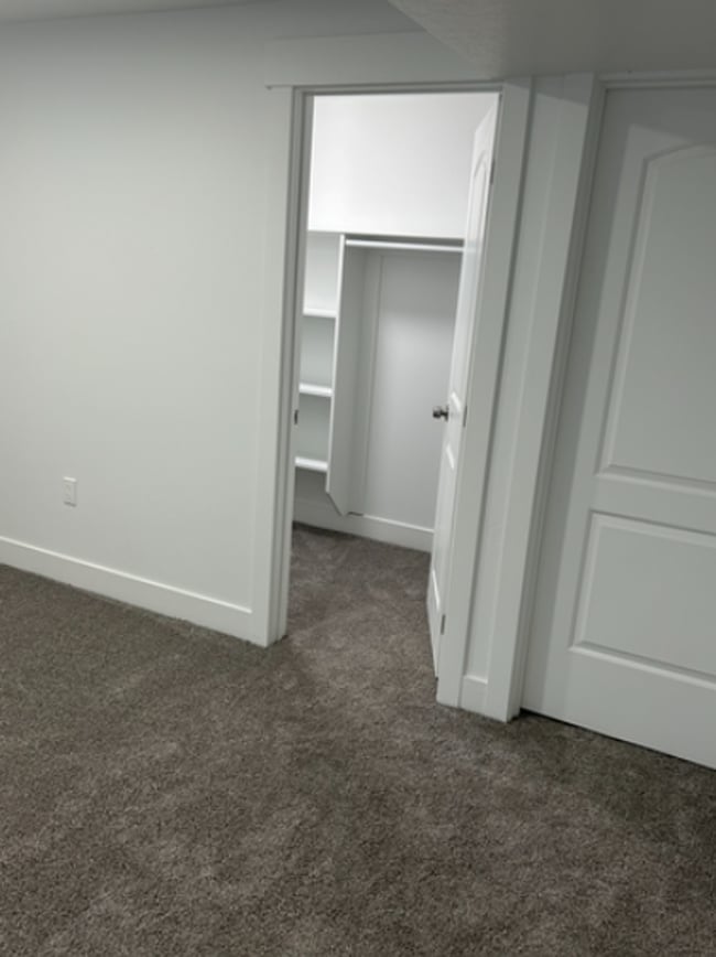 Building Photo - ? Brand-New End-Unit Townhome with Finishe...