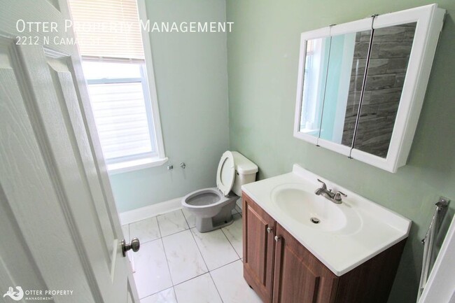 Building Photo - Room for Rent- Clean, Private Room for Ren...