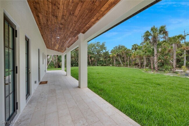 Building Photo - 1373 Shady Ln