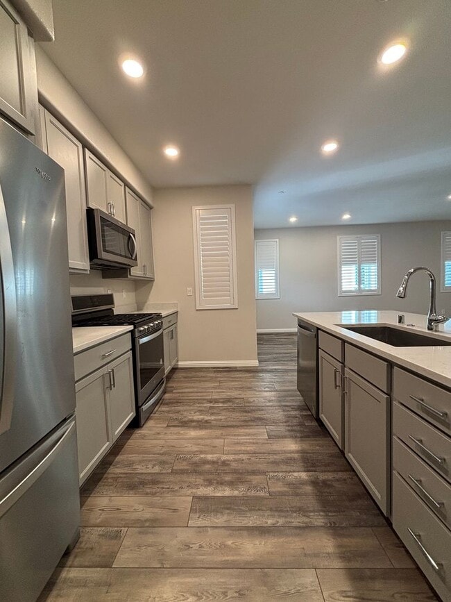 Building Photo - Move-In Ready - New Build 2 Bed / 2 Bath Condo in Milpitas