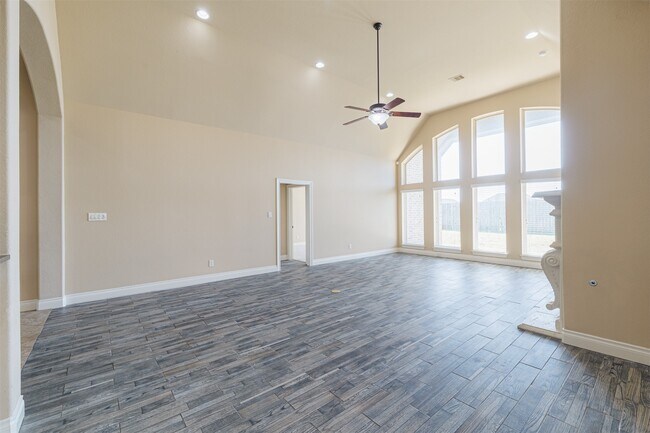 Building Photo - 23403 Clark Arbor Ln