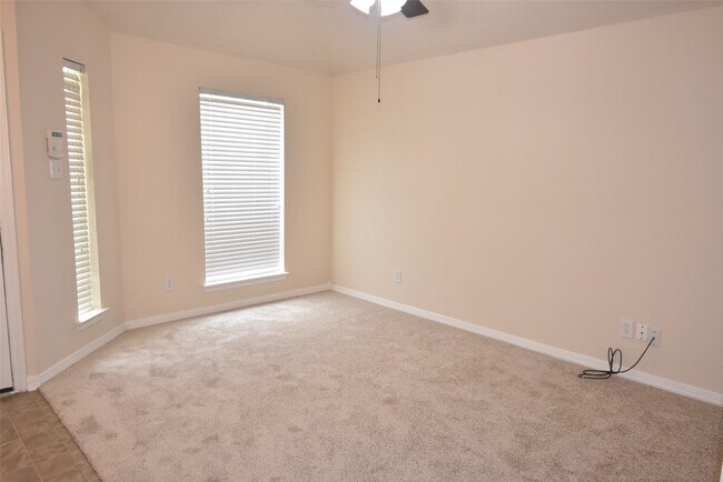 Building Photo - 21399 Forest Colony Dr
